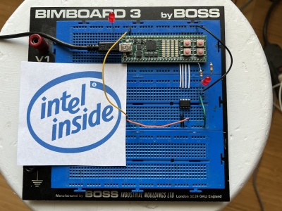 iceFUN programmed as an Intel 8008