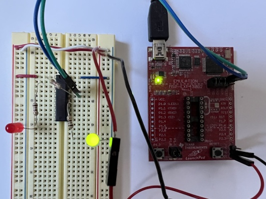 msp430 connected to debugger